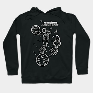 astronaut dancing in the moon Hoodie